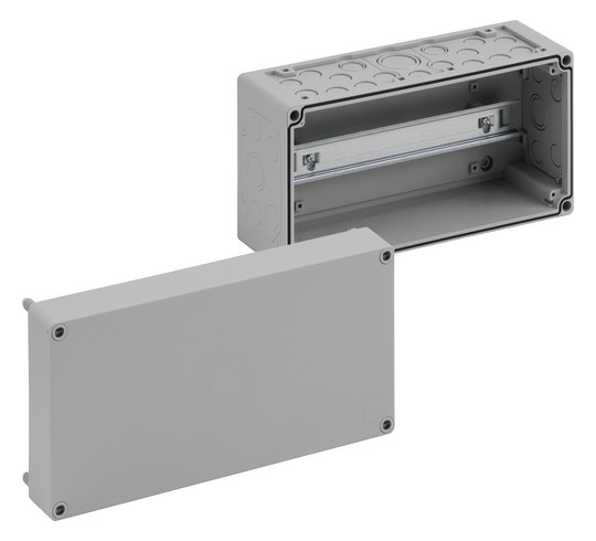 Spelsberg AKi-R 4/34-L Reihenklemmengehäuse Schutzart IP65 max. Leiterquerschnitt 4² Schlagfestigkeit IK08 Schutzklasse II Ui 400V AC halogenfrei 74190101